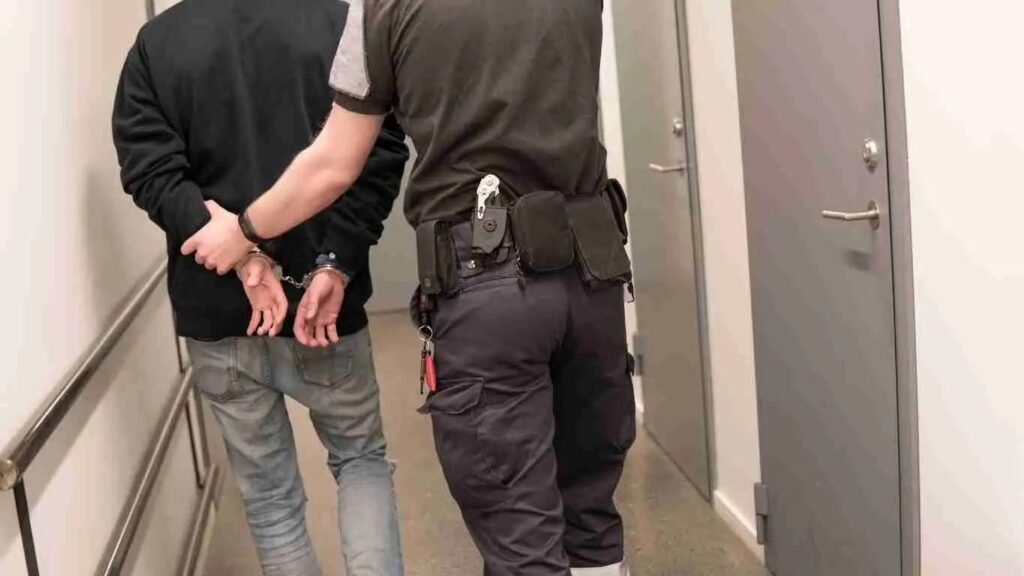 ¿Me pueden deportar por un DUI?